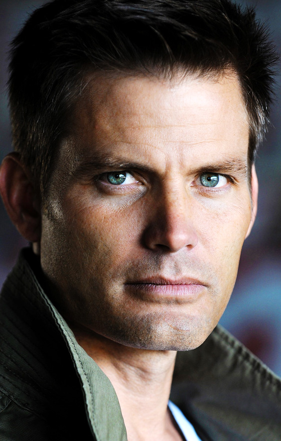 Casper Van Dien