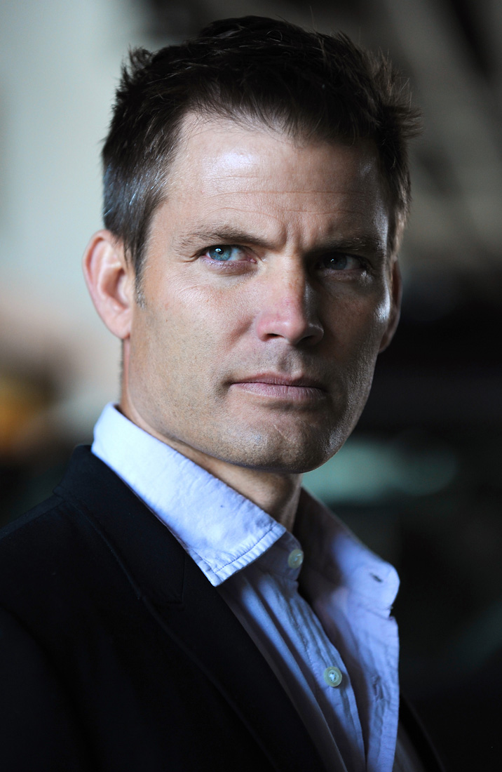 Casper Van Dien