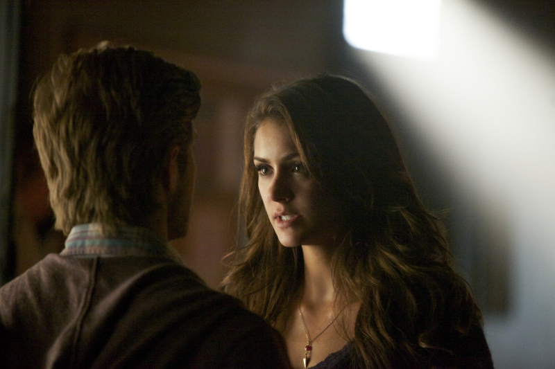 Still of Chris Brochu and Nina Dobrev in Vampyro dienorasciai (2009)