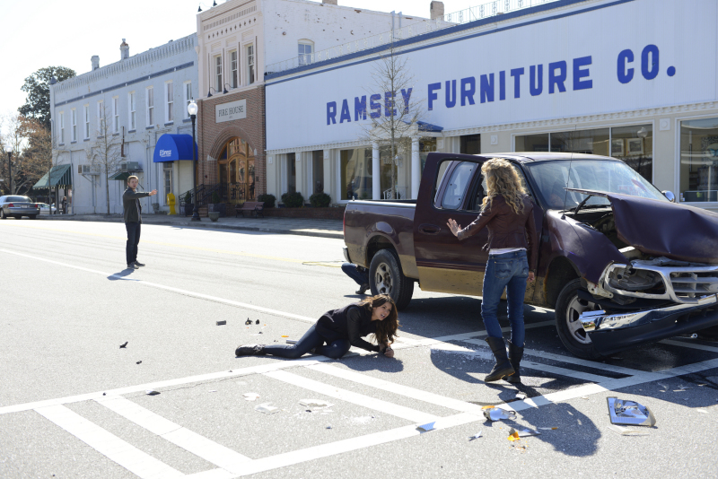 Still of Chris Brochu, Nina Dobrev and Penelope Mitchell in Vampyro dienorasciai (2009)