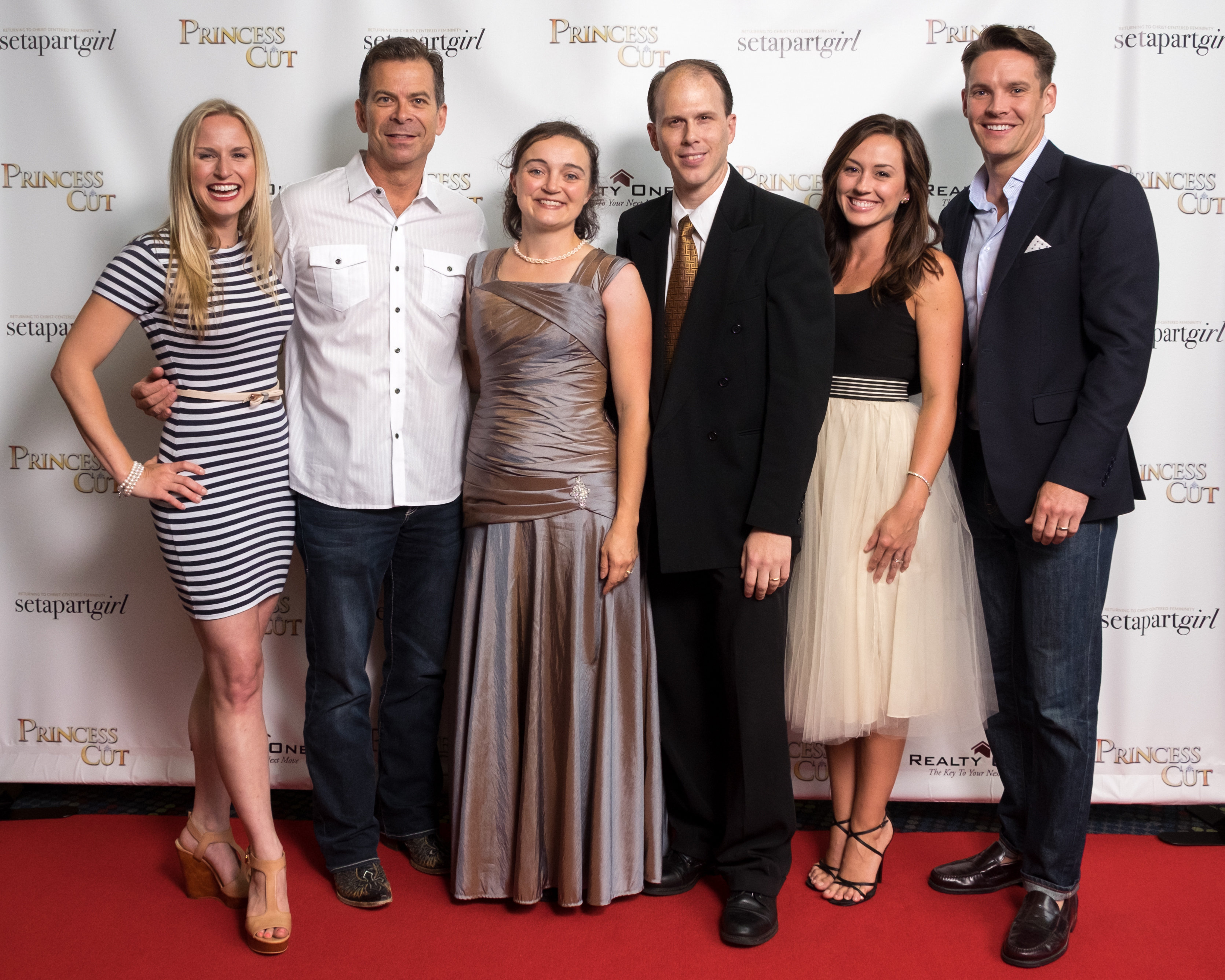 Jenn Gotzon, Rusty Martin Sr., Sheilah Munger, Paul Munger, Ashley Bratcher, and Joseph Gray at an event for Princess Cut (2015).