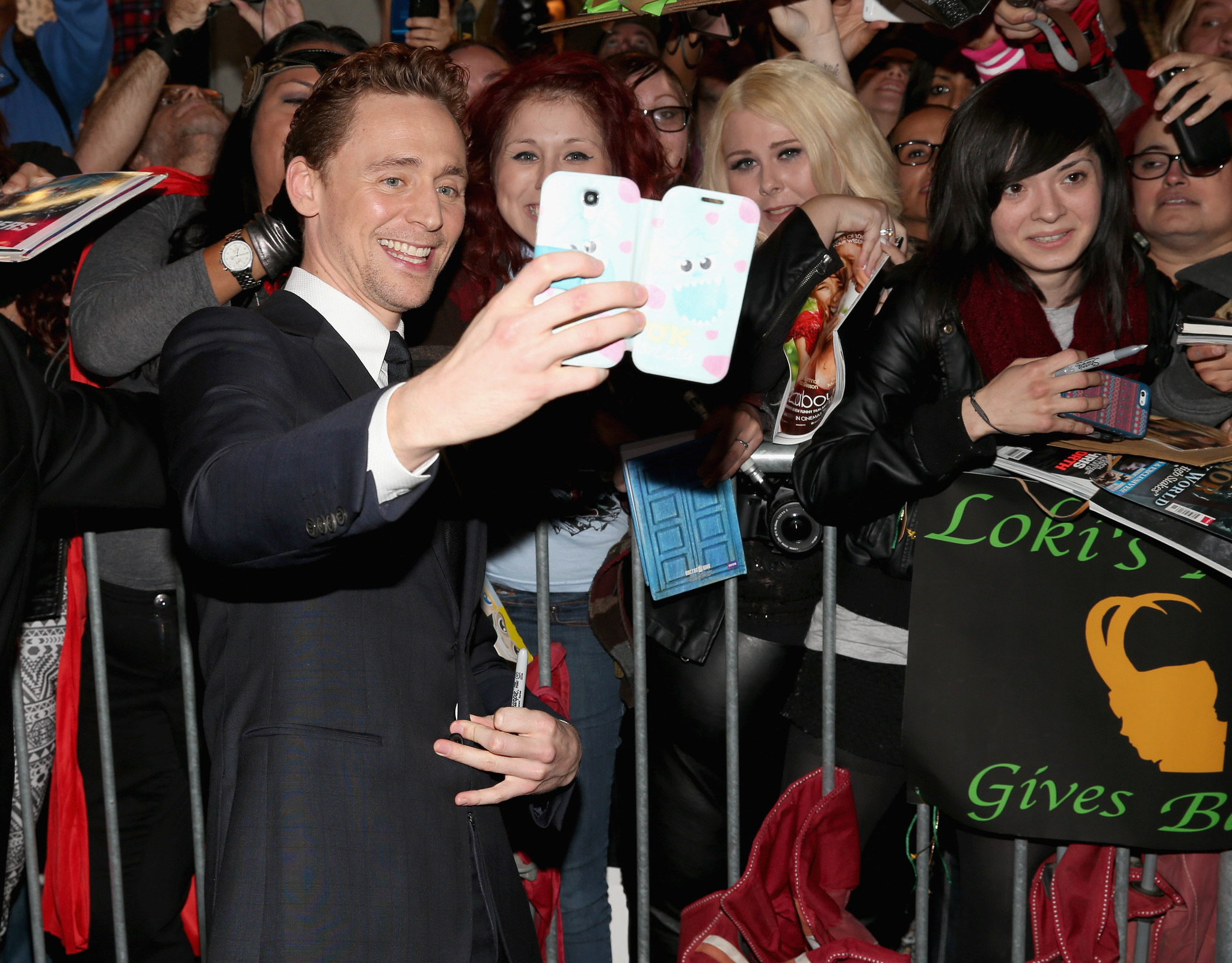 Tom Hiddleston at event of Toras: Tamsos pasaulis (2013)