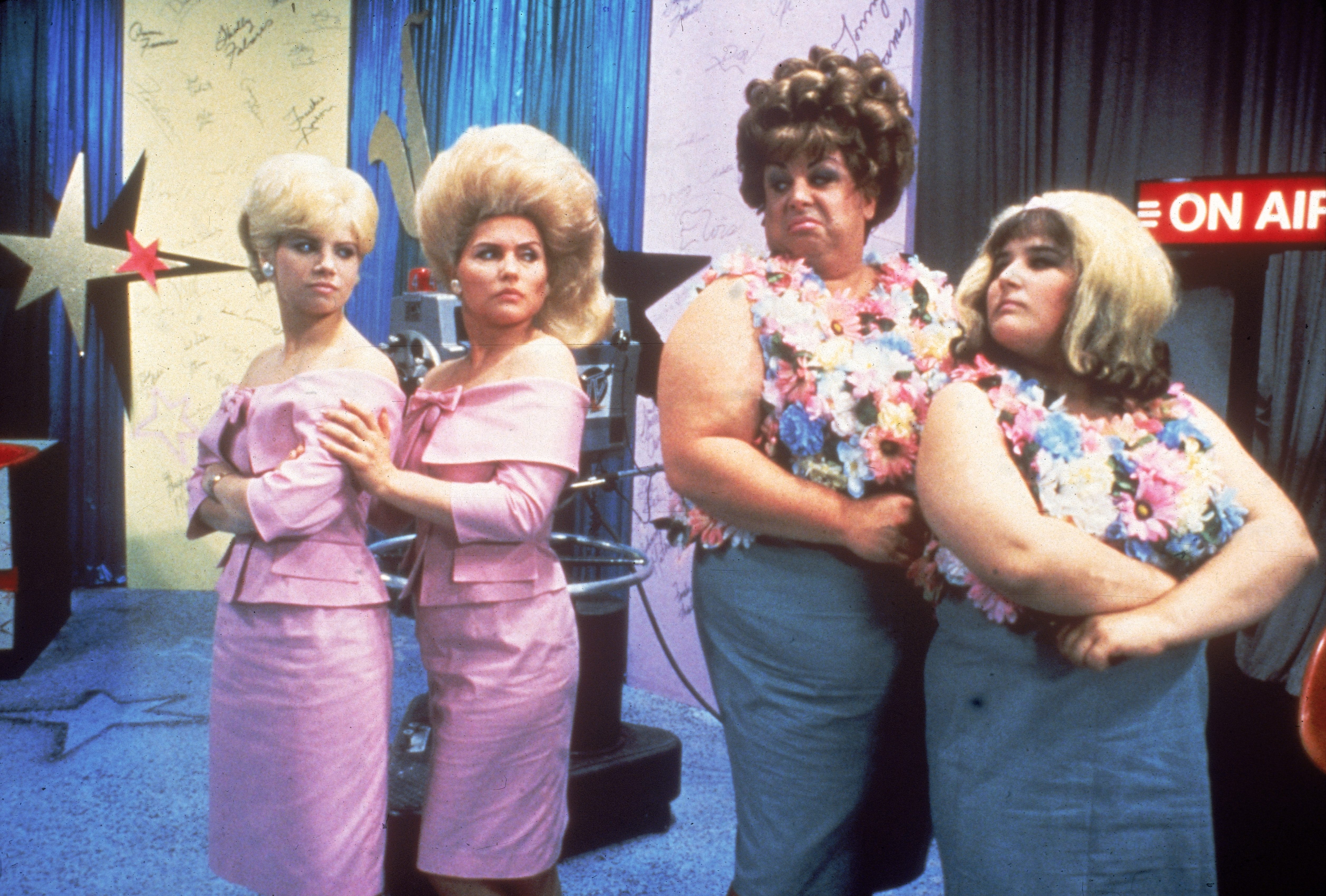Still of John Waters, Divine, Debbie Harry, Ricki Lake and Vitamin C in Hairspray (1988)