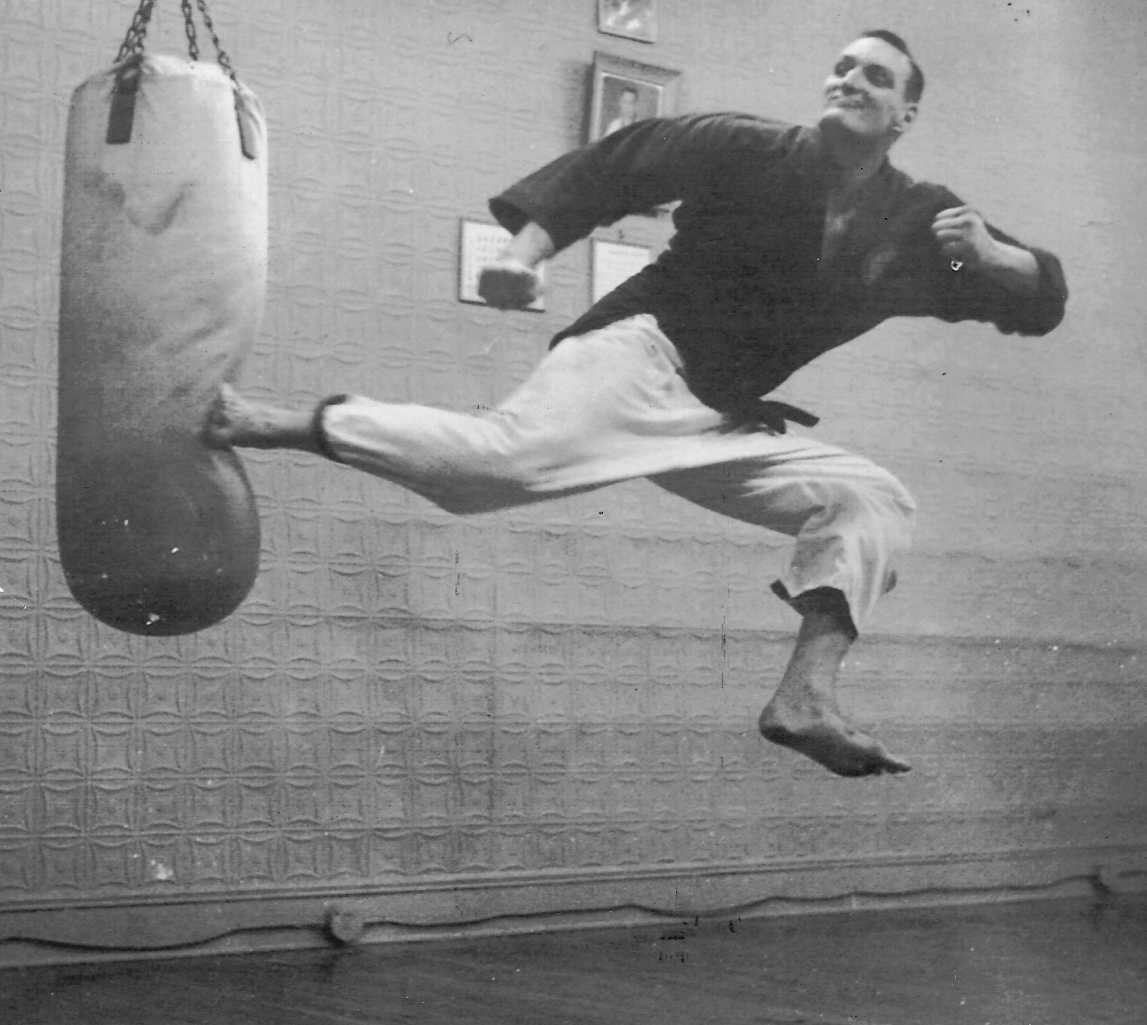 Gary Shihan Alexander executing Flying Reverse BackKick