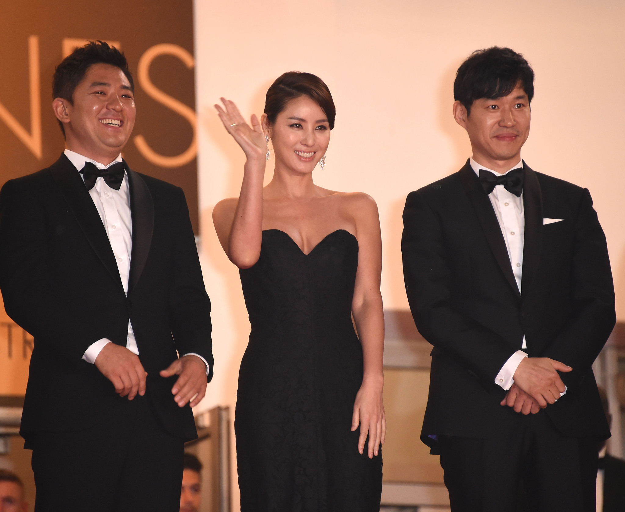 Joon-sang Yoo, Seong-ryeong Kim and Chang at event of Pyojeok (2014)