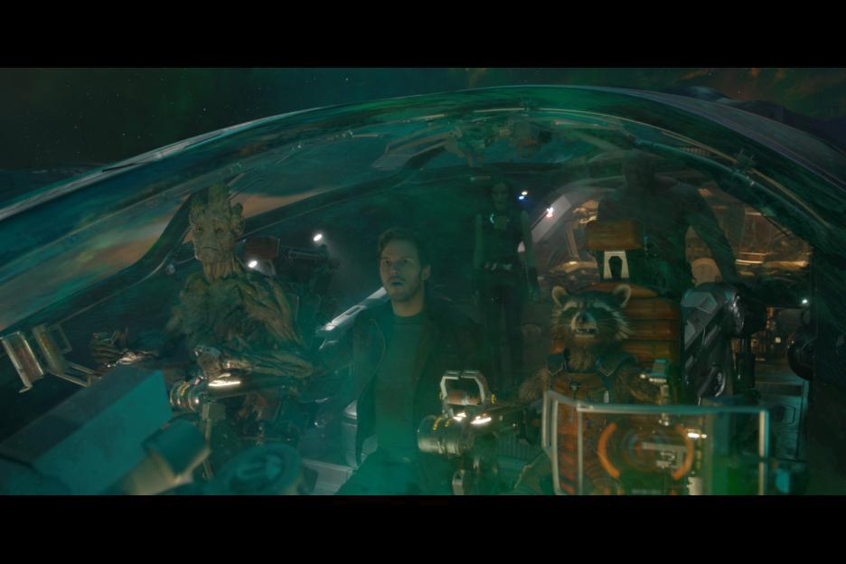 Still of Vin Diesel, Bradley Cooper and Chris Pratt in Galaktikos sergetojai (2014)