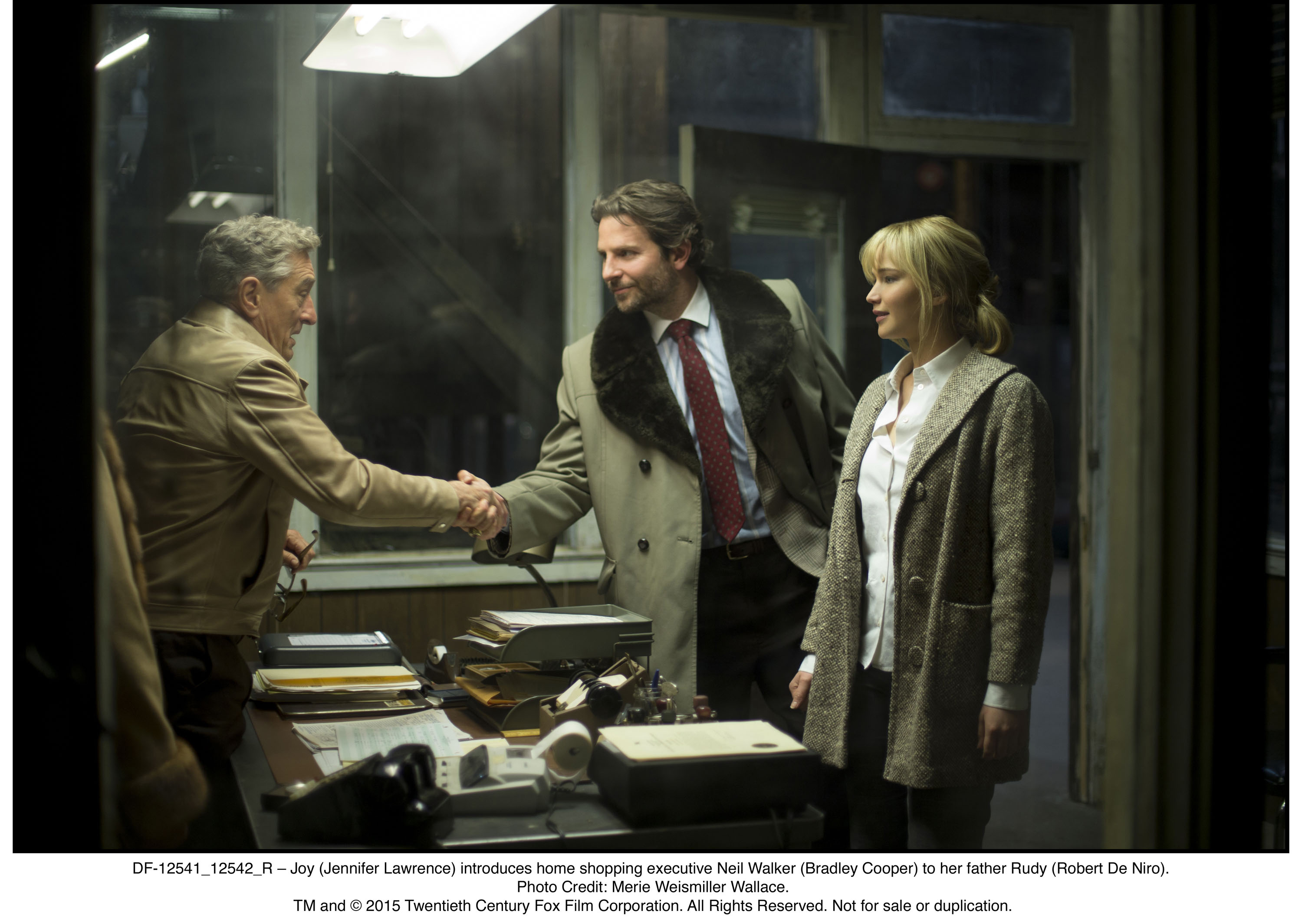 Still of Robert De Niro, Bradley Cooper and Jennifer Lawrence in Joy (2015)