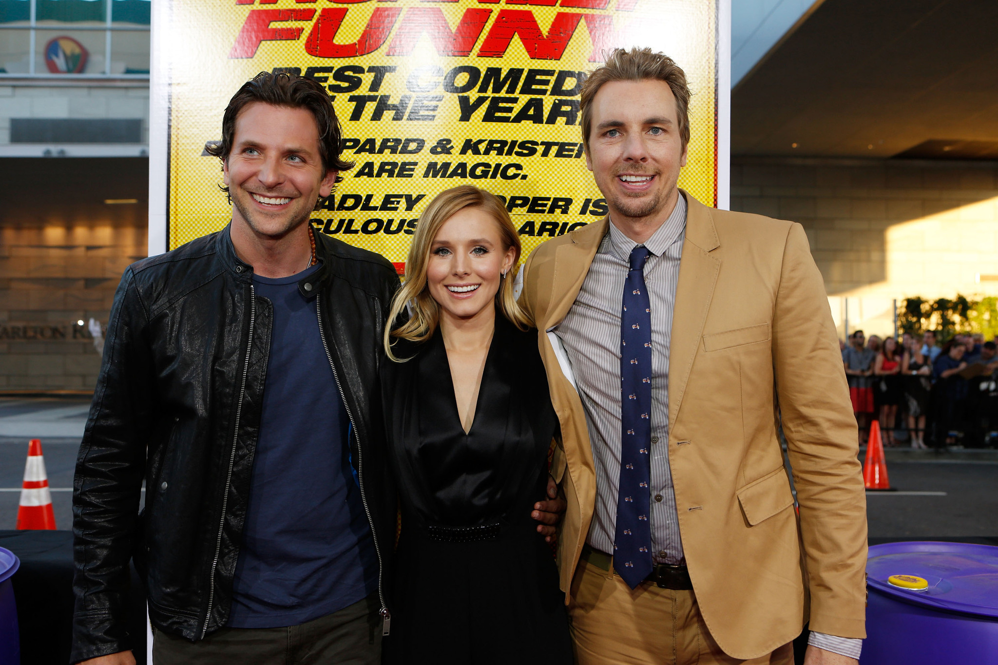 Kristen Bell, Bradley Cooper and Dax Shepard at event of Hit and Run (2012)