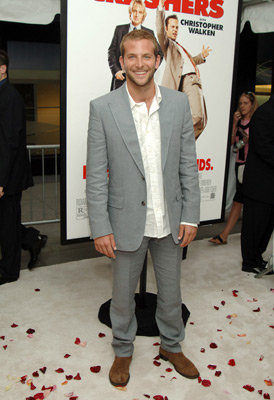 Bradley Cooper at event of Wedding Crashers (2005)