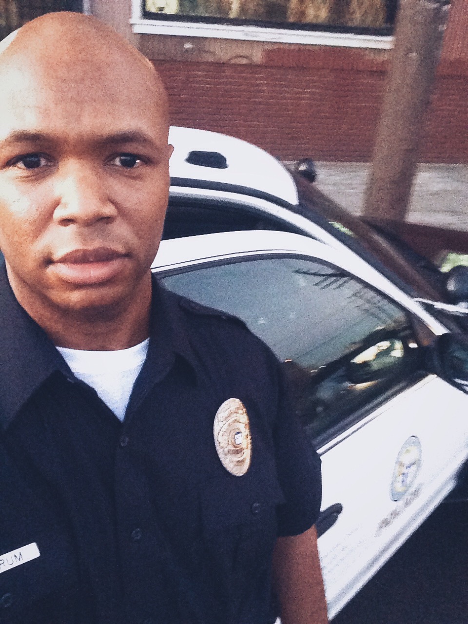 Isaac Johnson on set of CSI Cyber