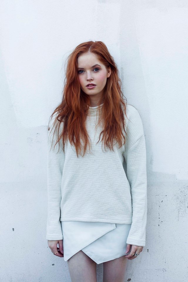 Ellie Bamber