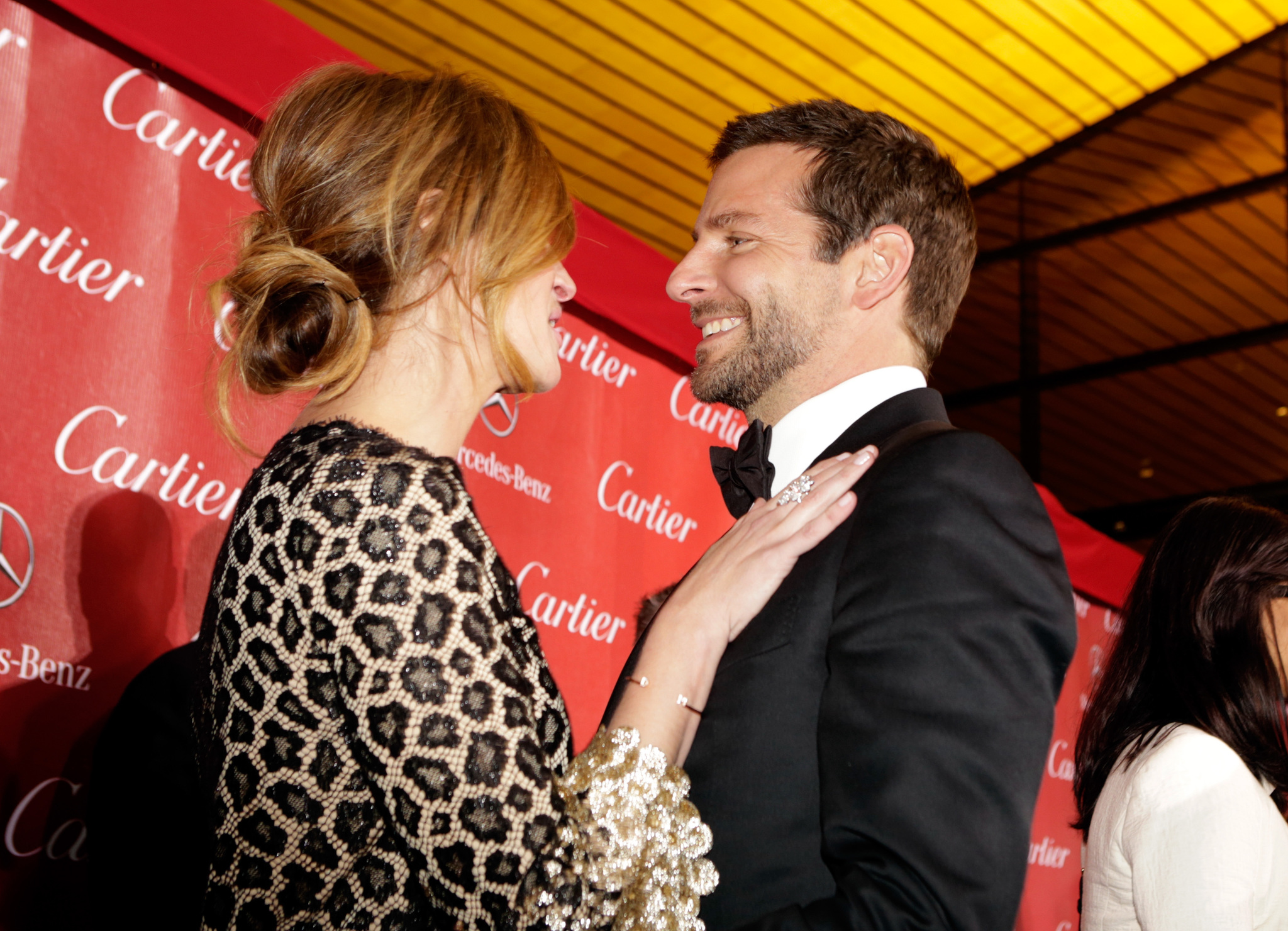 Julia Roberts and Bradley Cooper