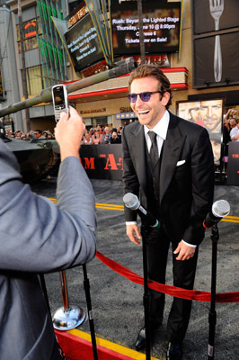 Bradley Cooper at event of A komanda (2010)