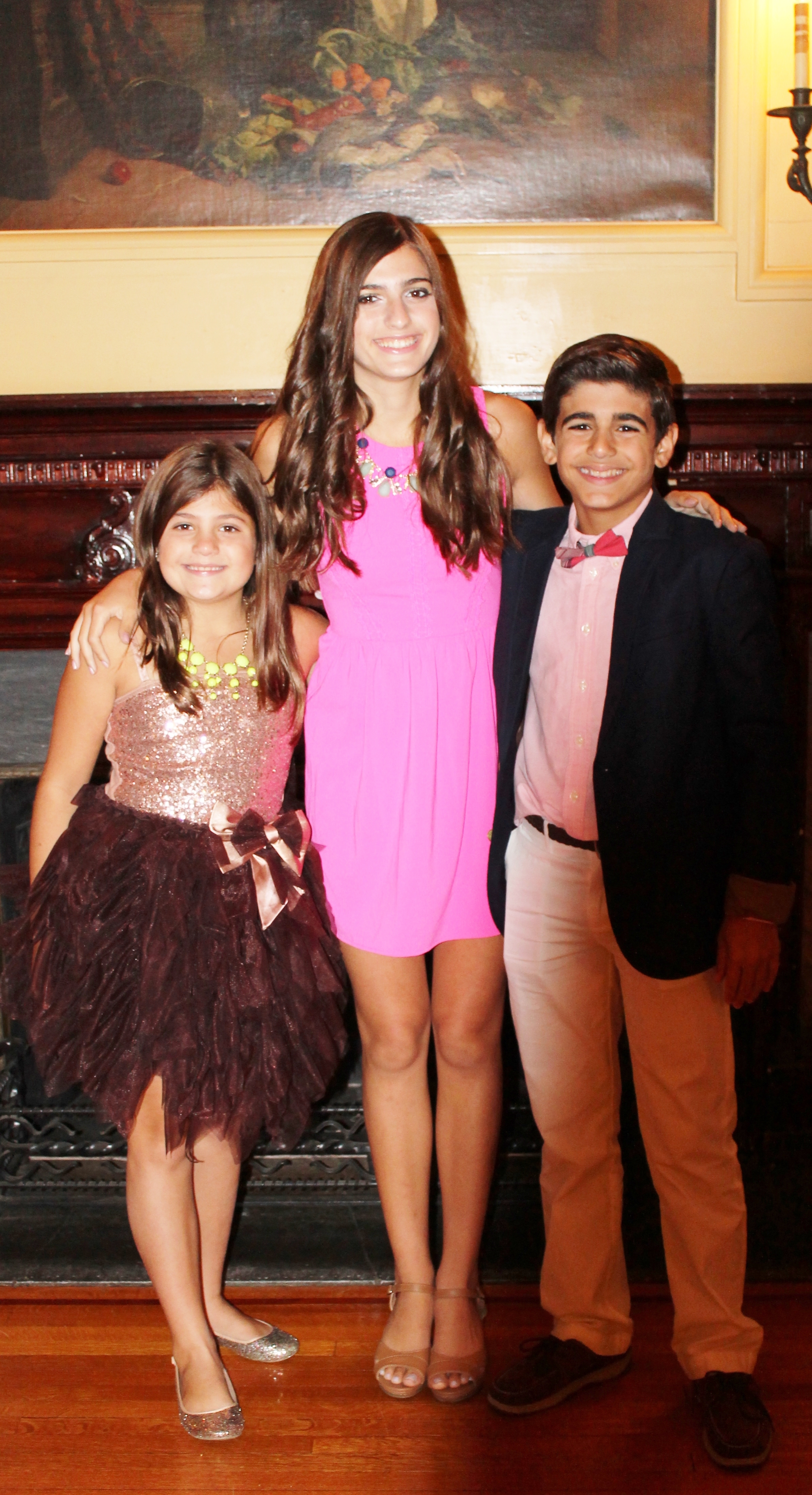 Evan with his sisters Ana & Lexa