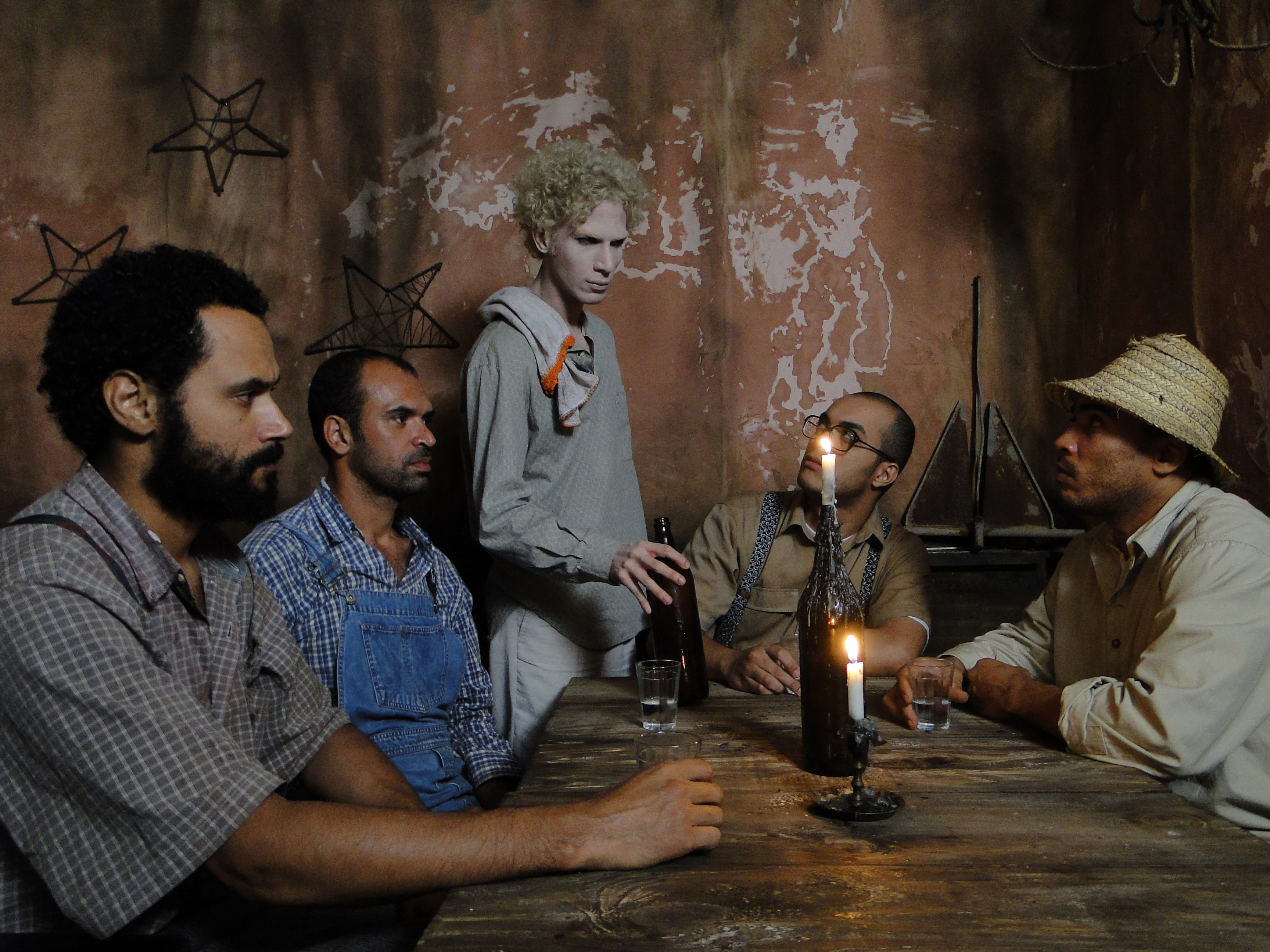 Still of Eduardo Moraes, Joel Caetano, Ricardo Araújo, Alzir Vaillant and Jorgemar de Oliveira in A Noite do Chupacabras