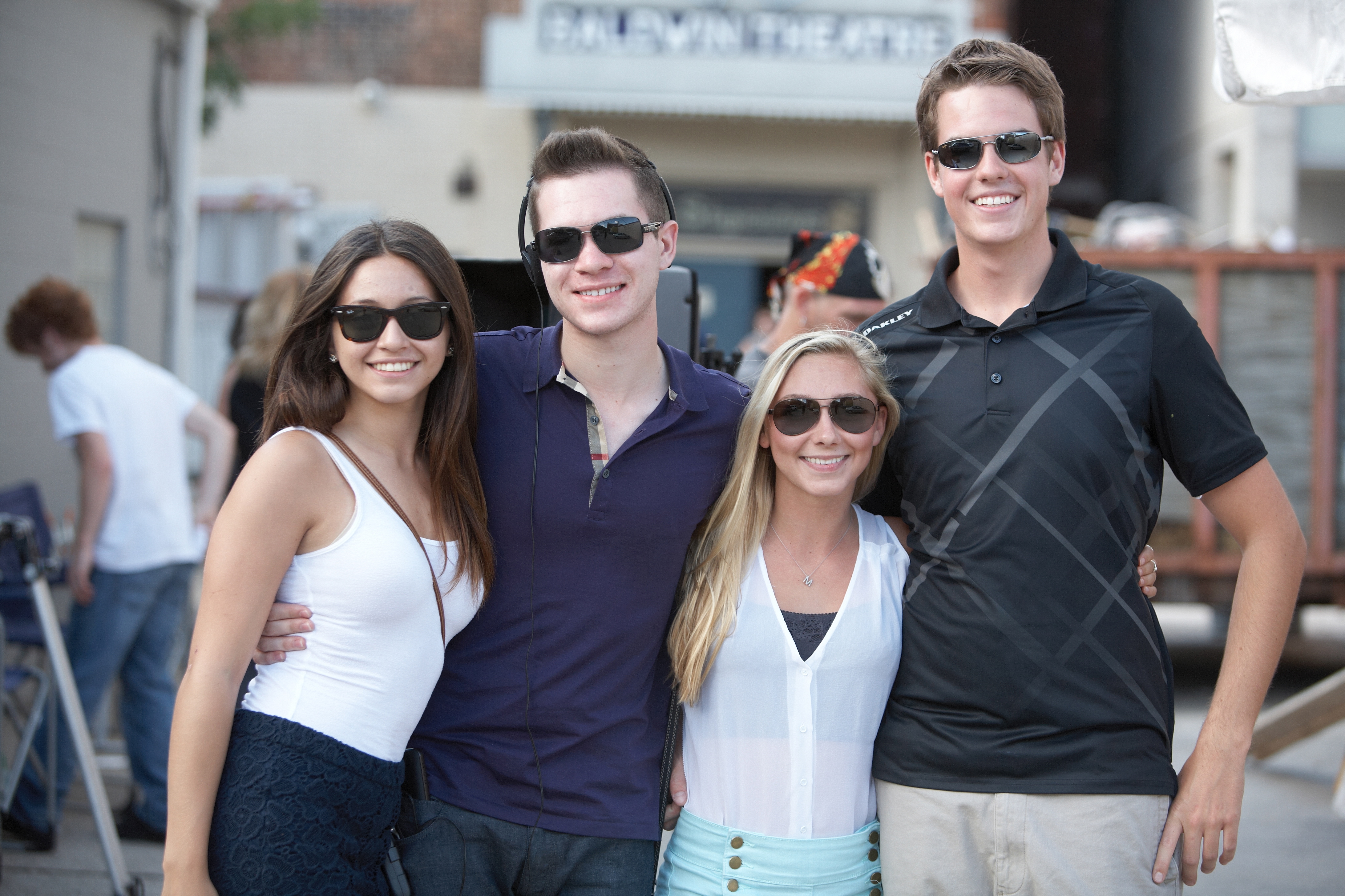 L-R: Olivia Lake Niles, Aaron Keteyian, Madison Censoni, and John Moffat on the set of 