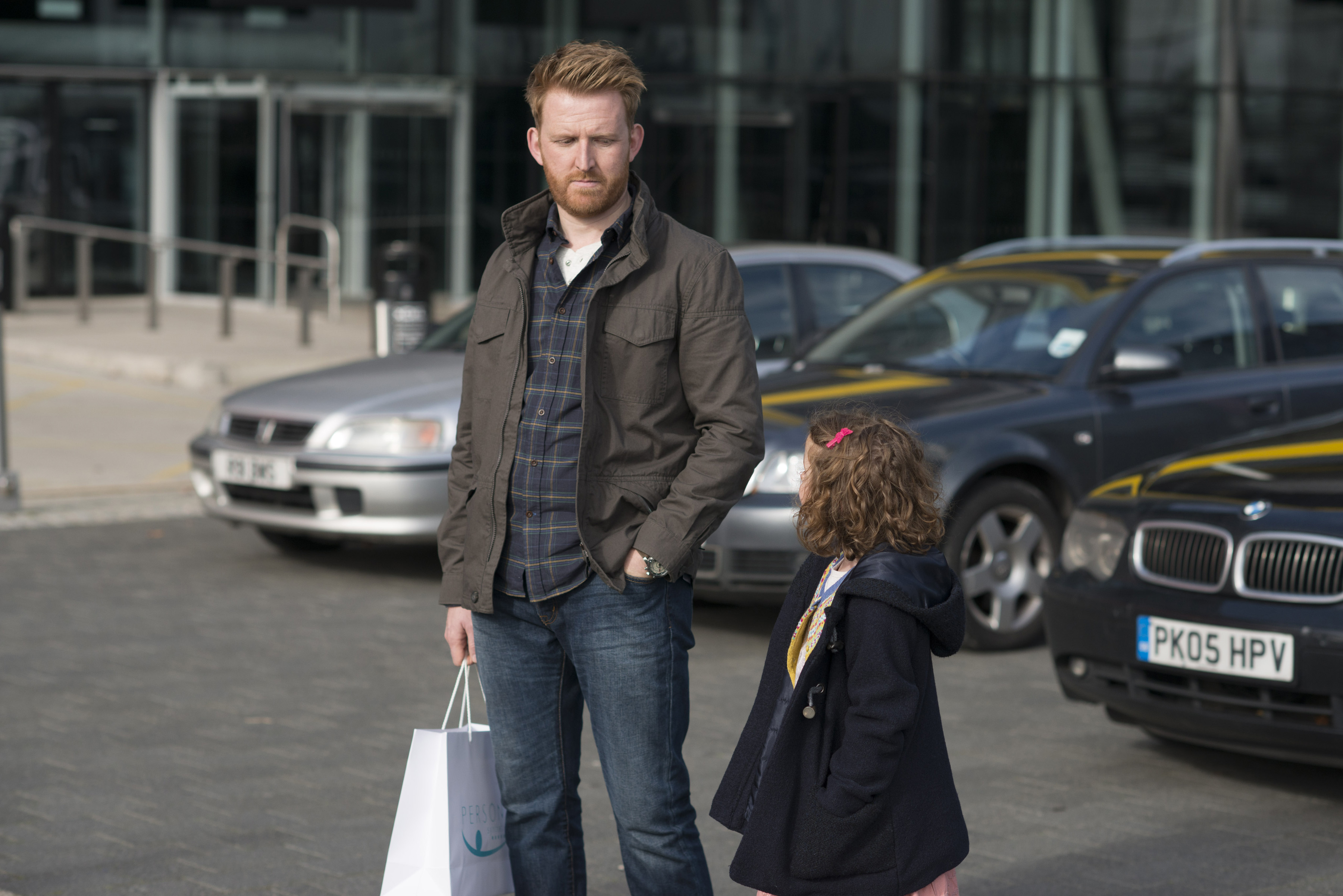 Still of Tom Goodman-Hill and Pixie Davies in Humans (2015)