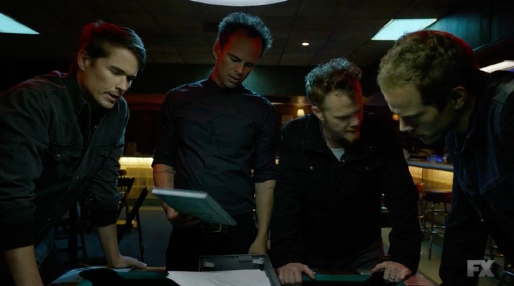 Shawn Parsons, Walton Goggins, Justin Welborn, and Ryan Dorsey in Justified 