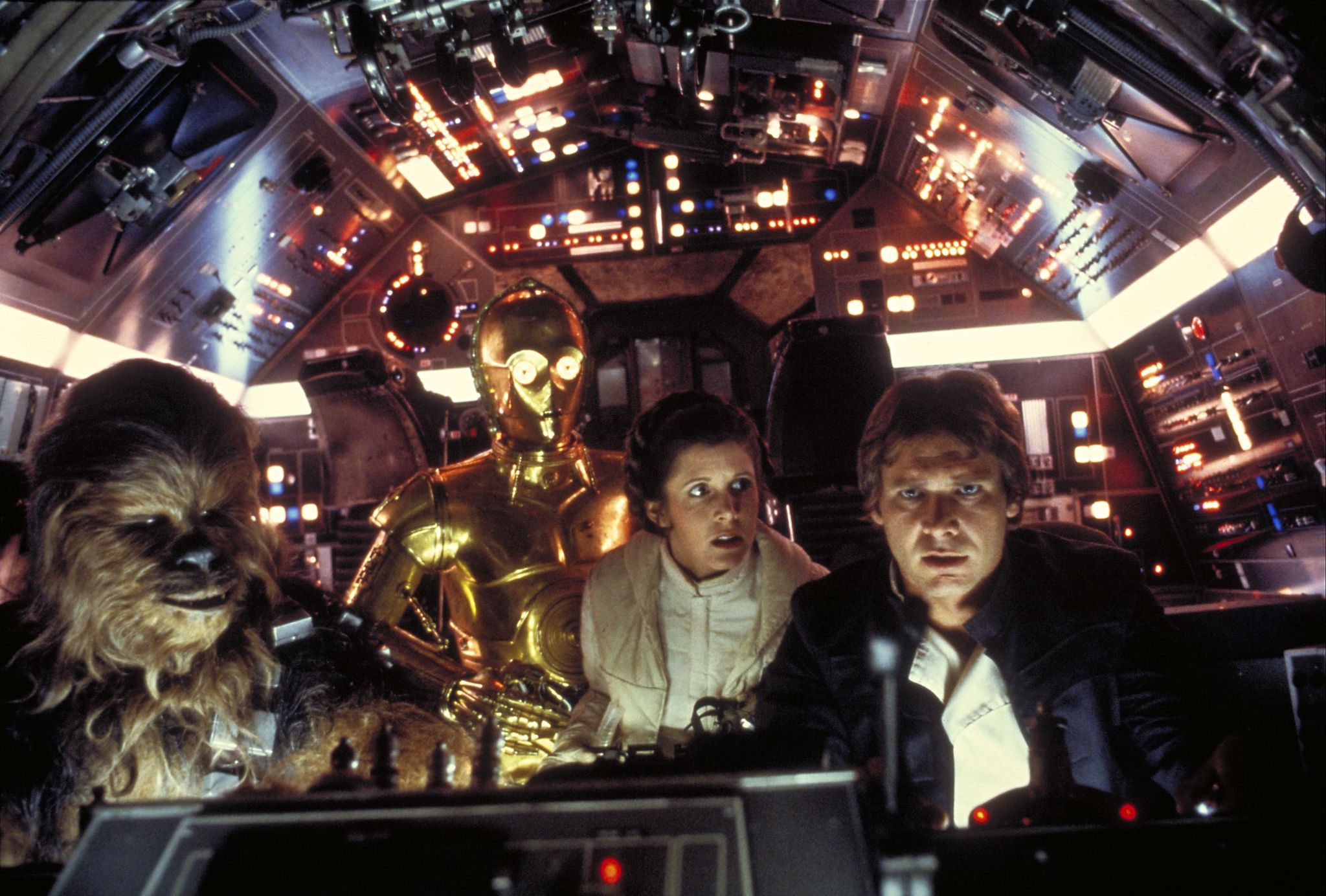 Still of Harrison Ford, Anthony Daniels, Carrie Fisher and Peter Mayhew in Zvaigzdziu karai. Imperija kontratakuoja (1980)