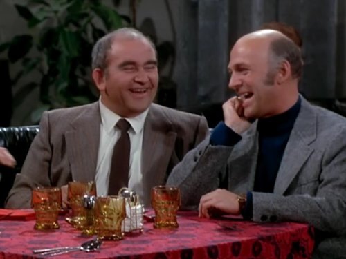 Still of Edward Asner and Gavin MacLeod in Mary Tyler Moore (1970)