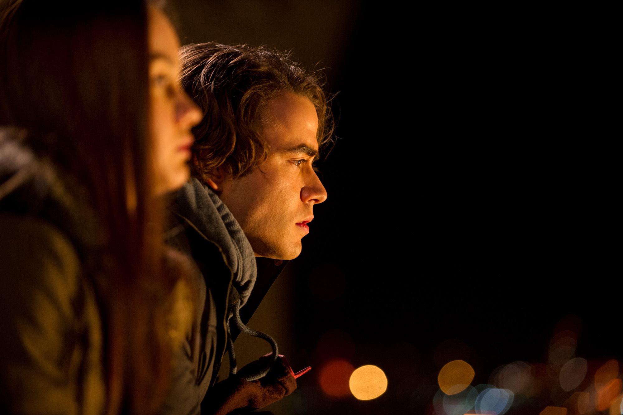 Still of Chloë Grace Moretz and Jamie Blackley in Jei pasilikciau (2014)