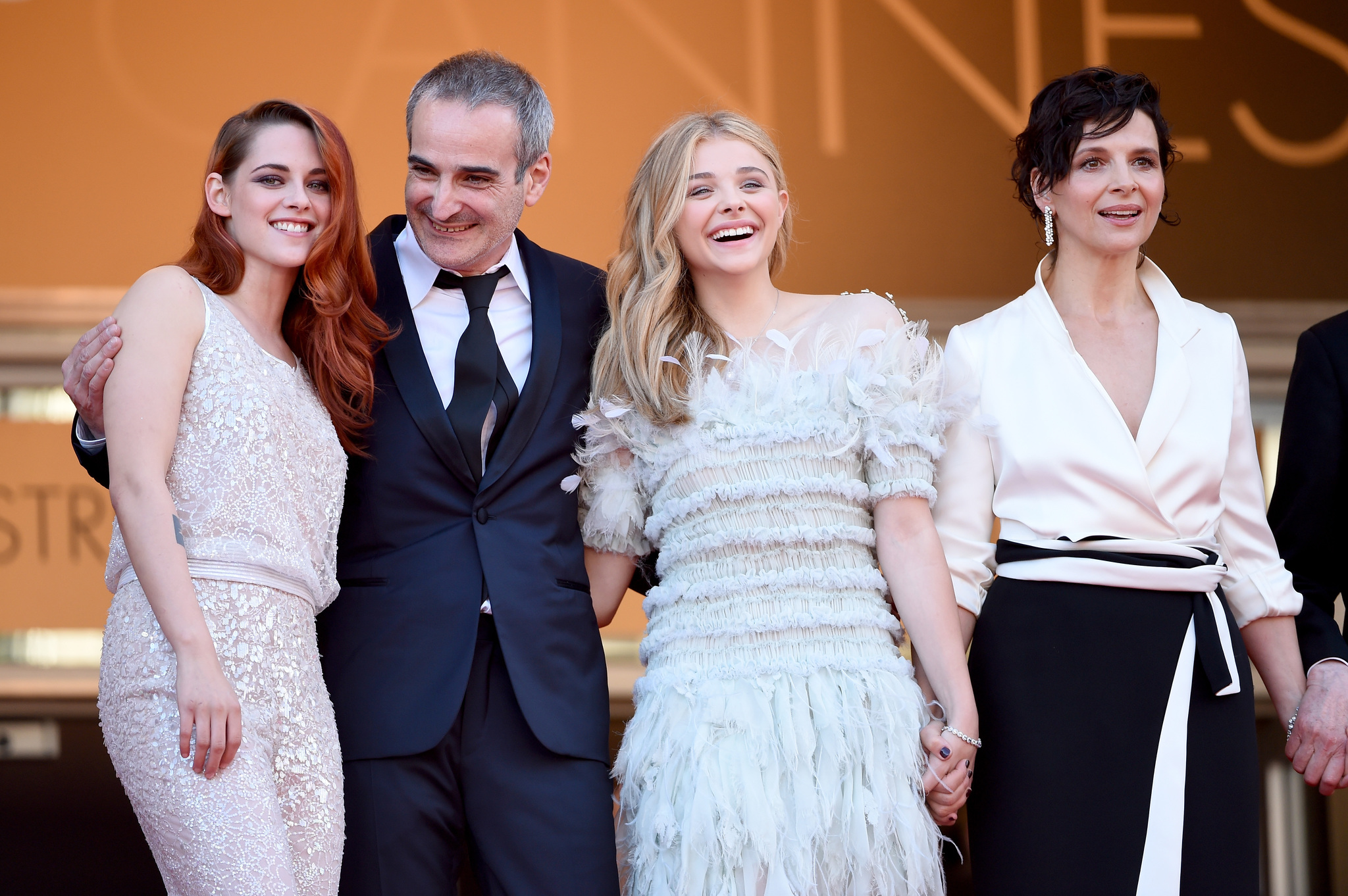 Juliette Binoche, Olivier Assayas, Kristen Stewart and Chloë Grace Moretz at event of Clouds of Sils Maria (2014)