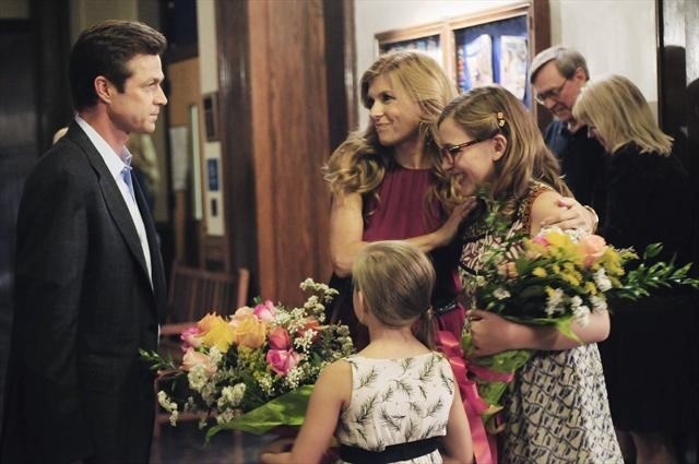 Still of Connie Britton, Lennon Stella and Maisy Stella in Nashville (2012)