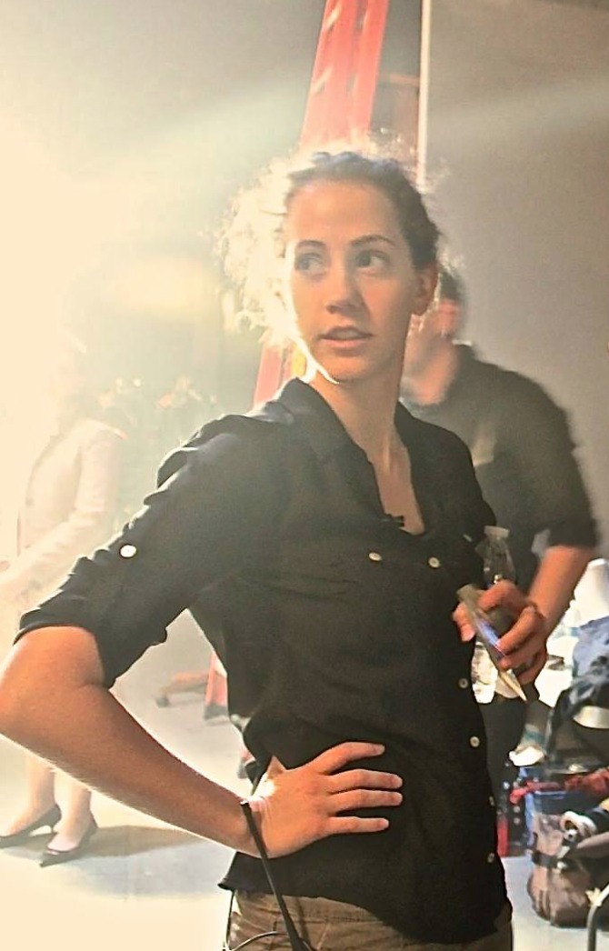 Allison Tate on the set of A Kiss From Your Lips