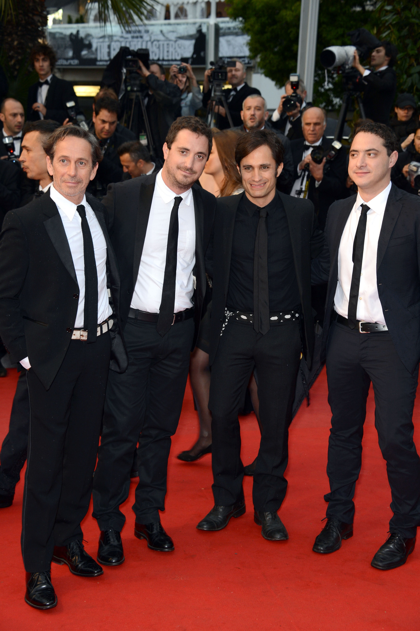 Gael García Bernal, Alfredo Castro and Juan de Dios Larraín at event of Amour (2012)