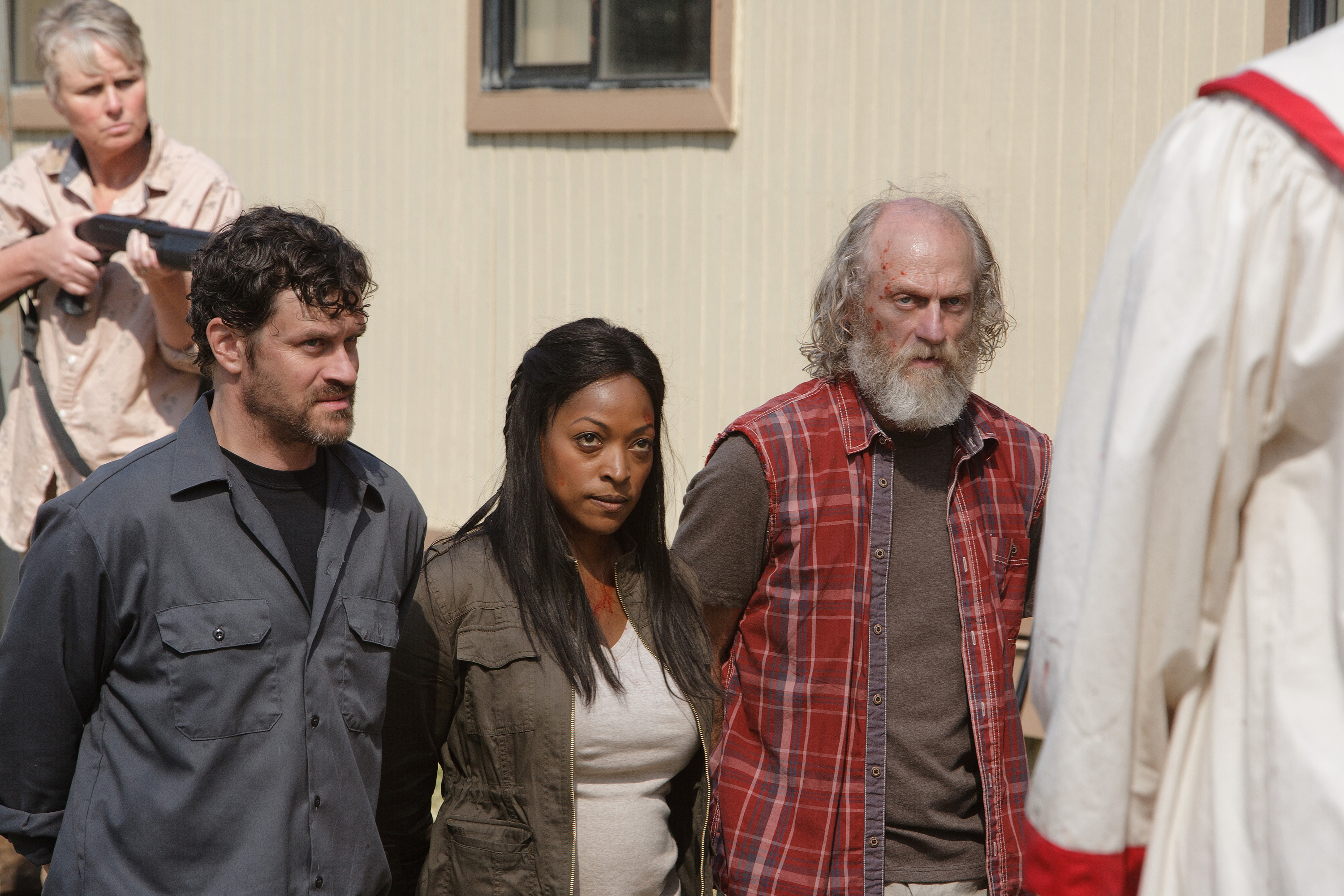 Still of Tom Everett Scott, Kellita Smith and Russell Hodgkinson in Z Nation (2014)