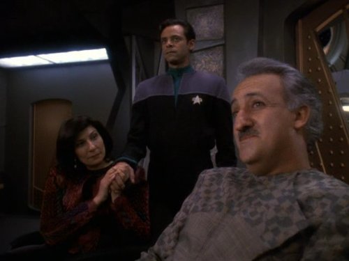 Still of Brian George, Alexander Siddig and Fadwa El Guindi in Star Trek: Deep Space Nine (1993)