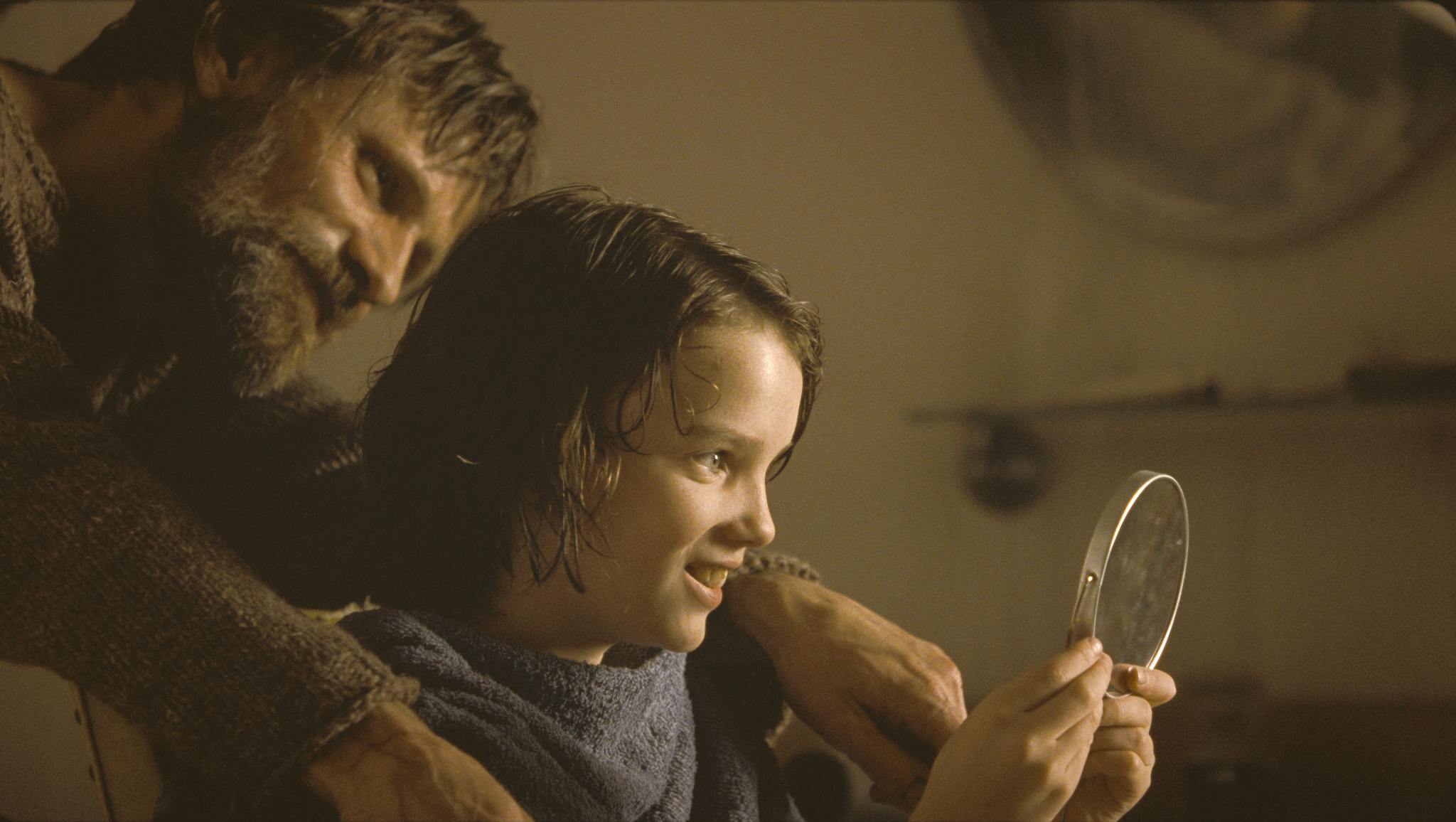 Still of Viggo Mortensen and Kodi Smit-McPhee in The Road (2009)