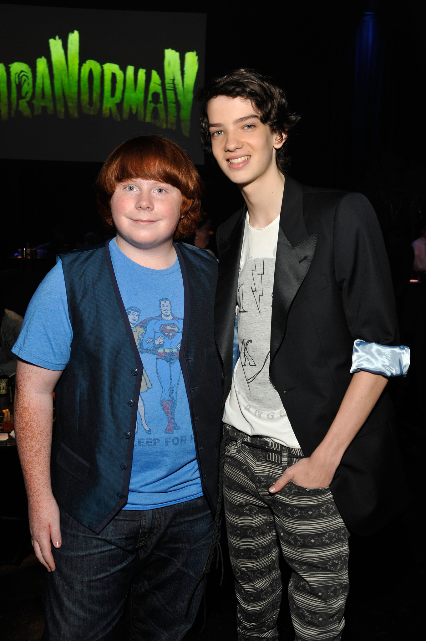 Kodi Smit-McPhee and Tucker Albrizzi at event of Paranormanas (2012)