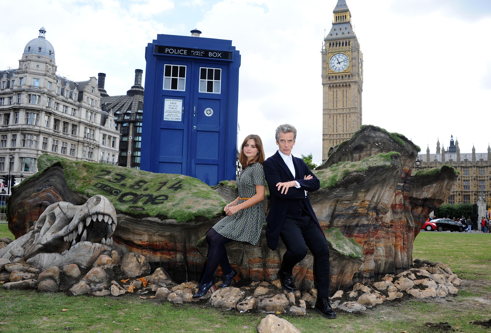 Peter Capaldi and Jenna Coleman at event of Doctor Who (2005)