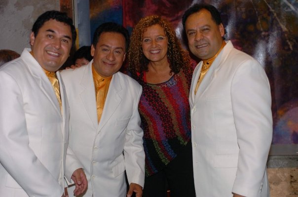 Ellen Gavin and Trio los Panchos.