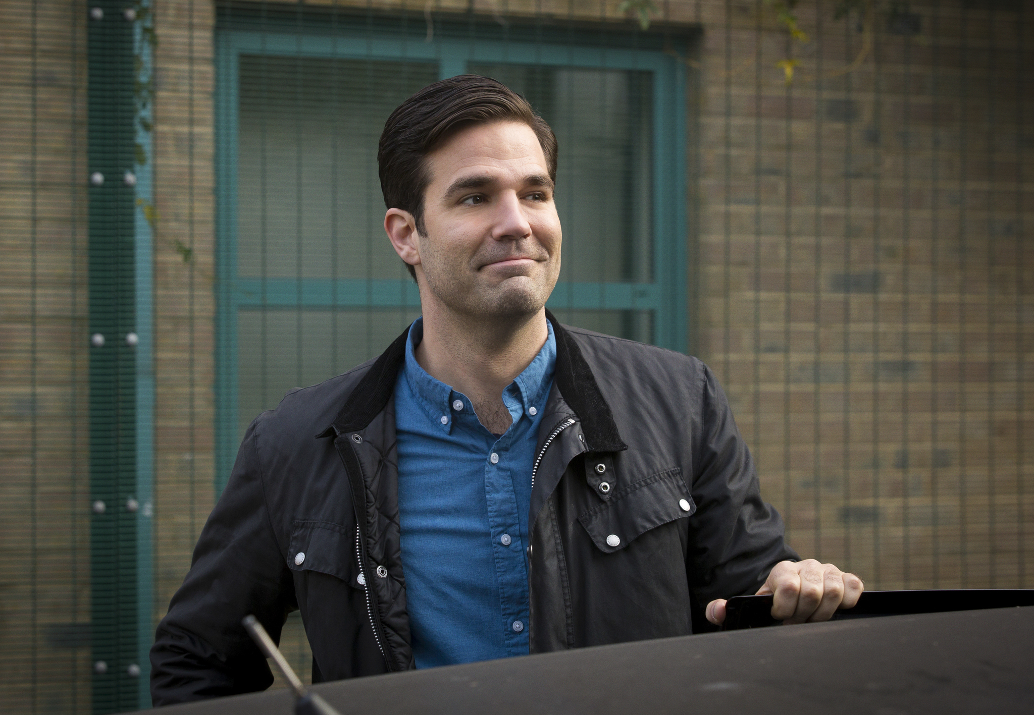 Still of Rob Delaney in Catastrophe (2015)