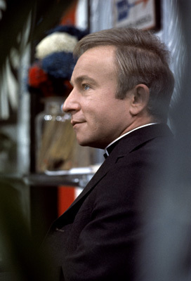 Henry Gibson