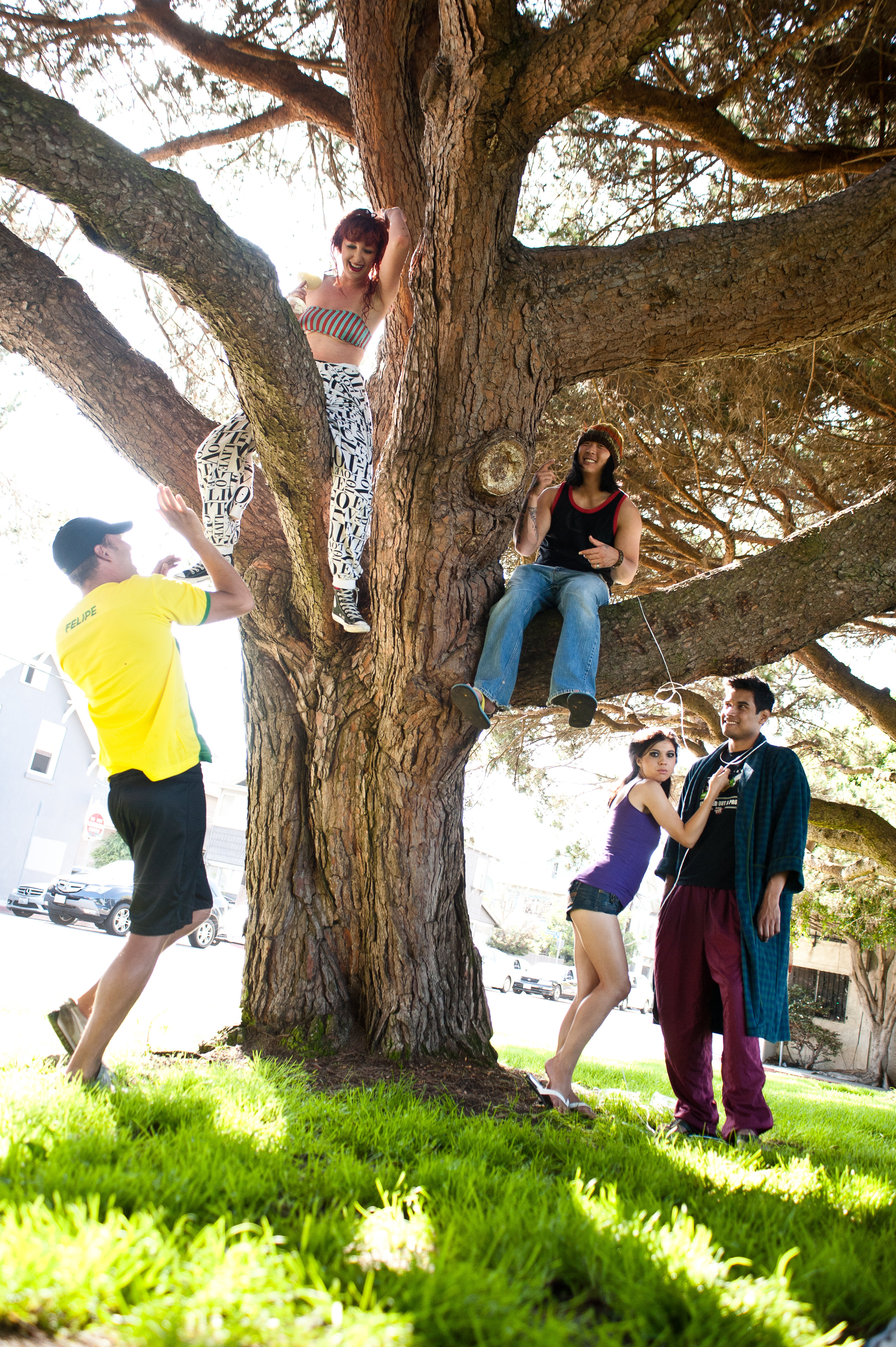 Felipe Osorio, Annabell Osorio, Brian Chang, Katharine Nova and Christopher Silva in Crazy Venice Apartment