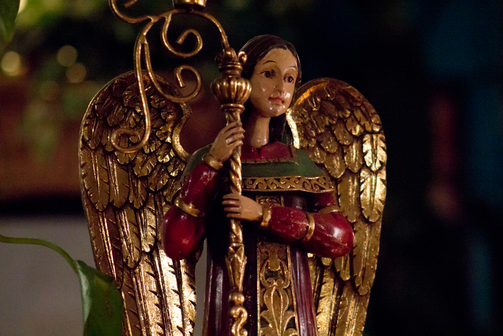 TRIVIA: Angel statue purchased at Stats on 11-30-13 in Pasadena, California specifically for use in 