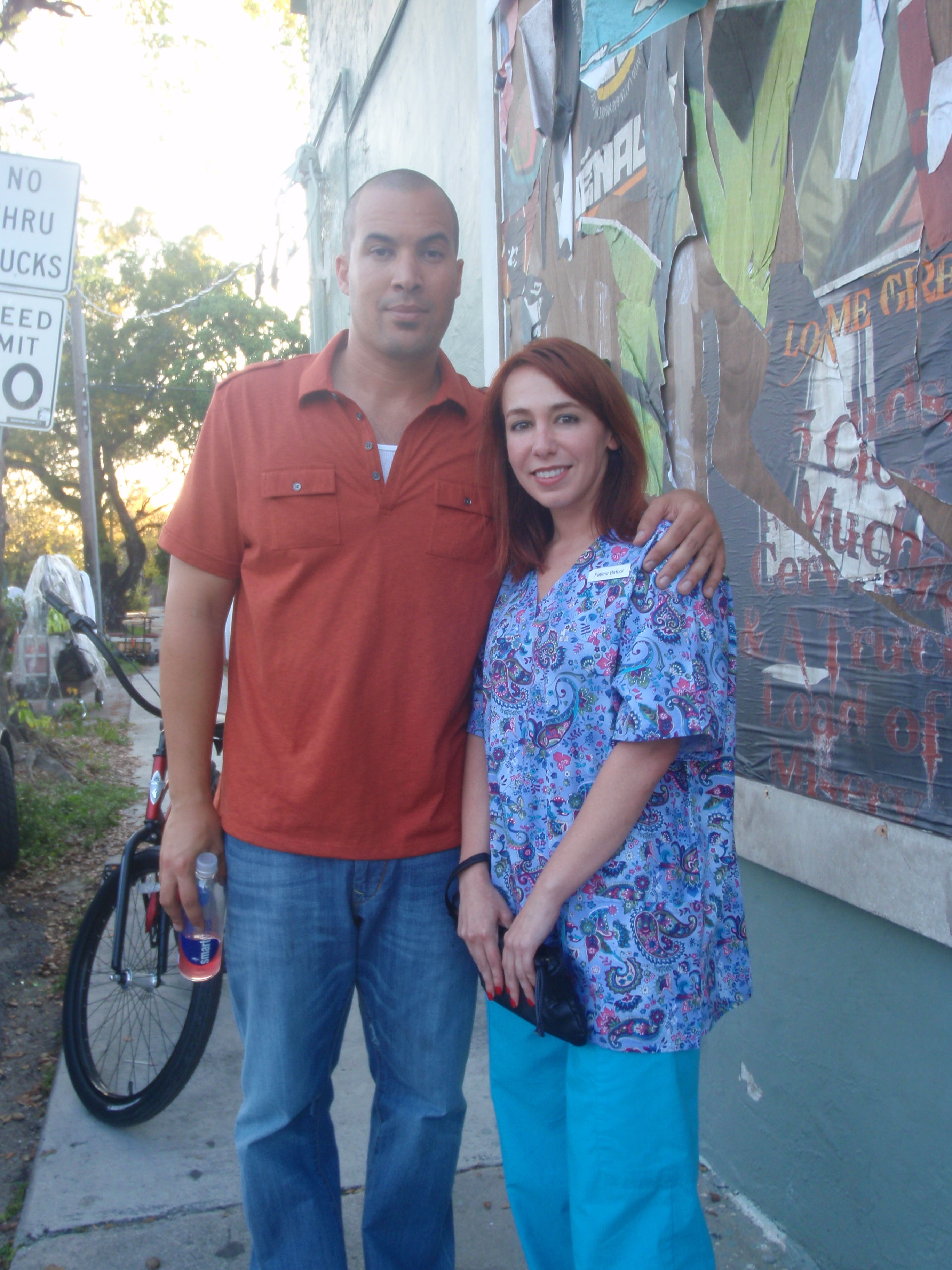 Coby Bell and Gisselle Gonzalez on the set of Burn Notice