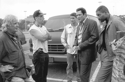 Michael Madsen, Justin Lazard, Frank Mancuso Jr., Peter Medak and Mykelti Williamson in Species II (1998)