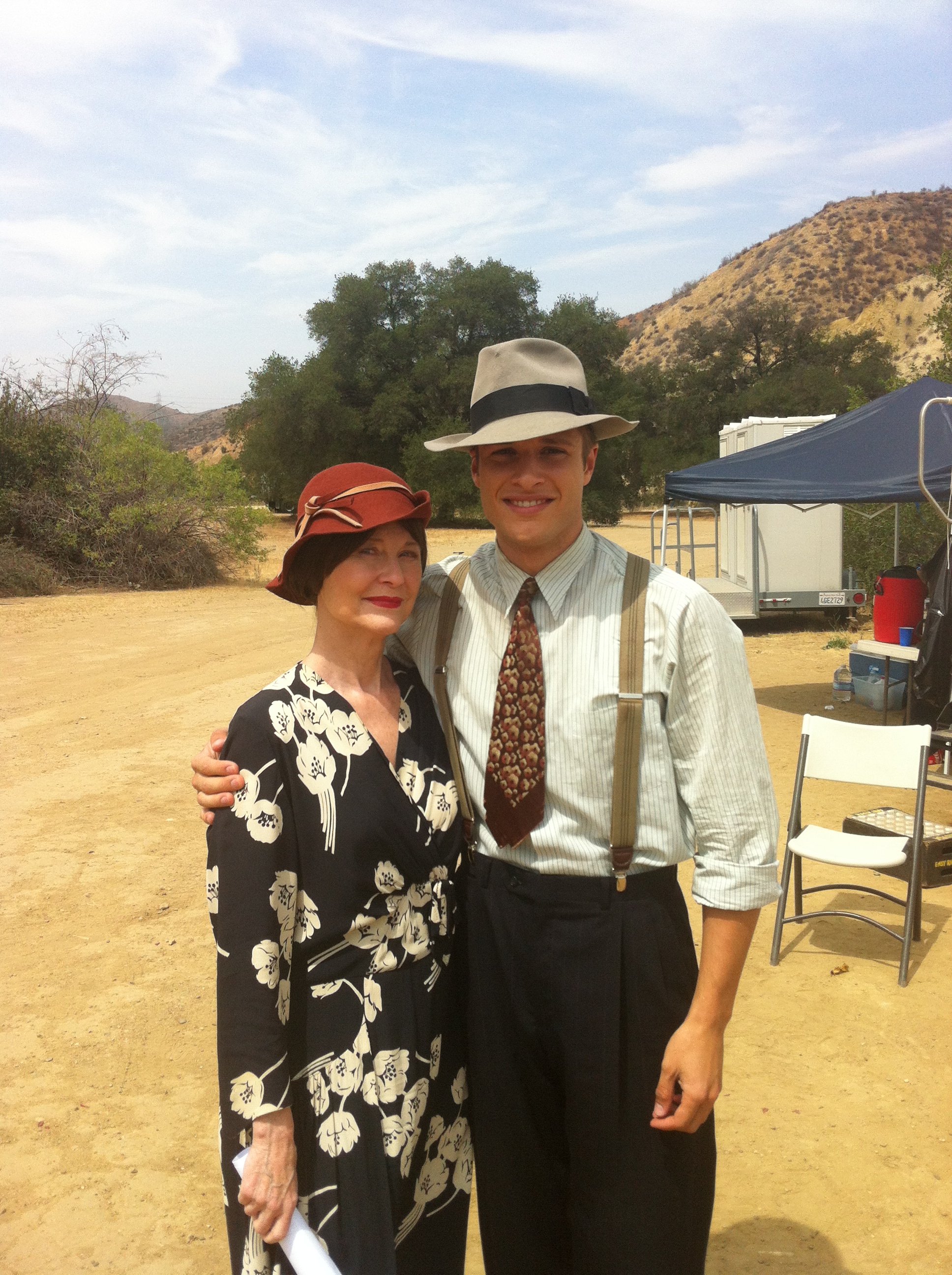 Dee Wallis and Jim Poole on set of Bonnie and Clyde.