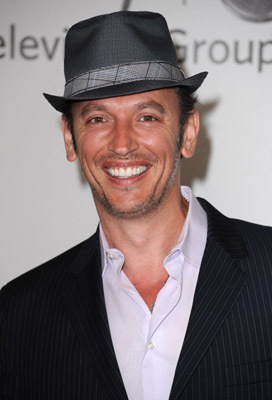 Steve Valentine