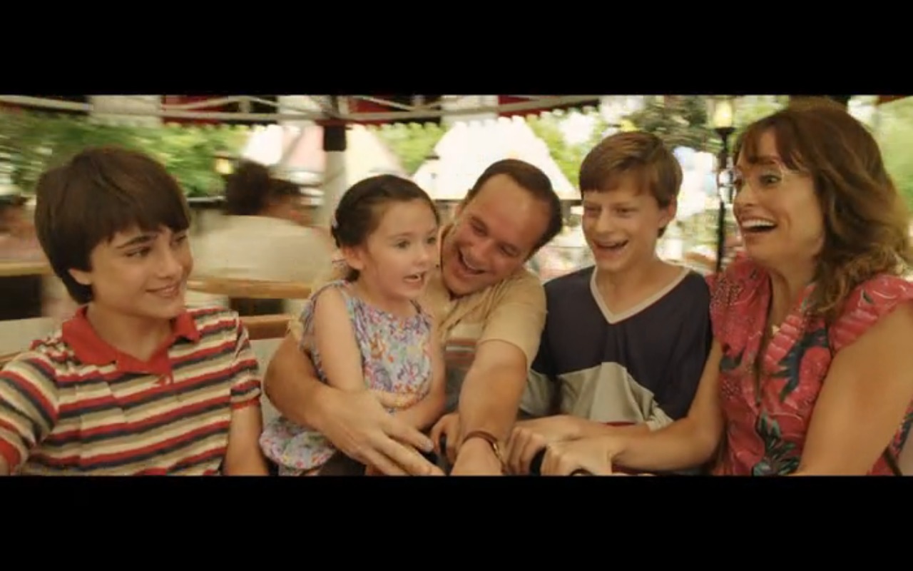 Still of Gattlin Griffith, Alyssa Mae Walsh, Clark Gregg, Lucas Hedges and Alexie Gilmore in Labor Day.