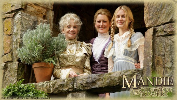 Mandie and The Cherokee Treasure - Mary Elizabeth Taft ( Hayley Mills) Elizabeth (Lisa Winters) Mandie Shaw (Lexie Johnson)