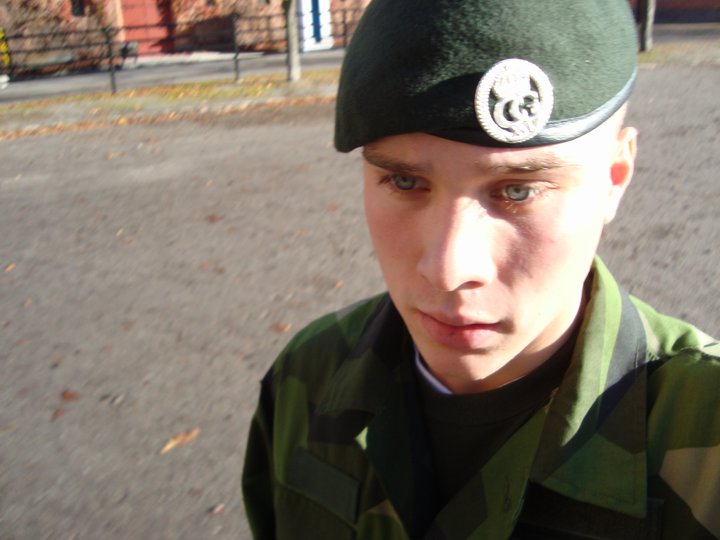 In 2010 Xander played the part of a Swedish soldier doing his military service-