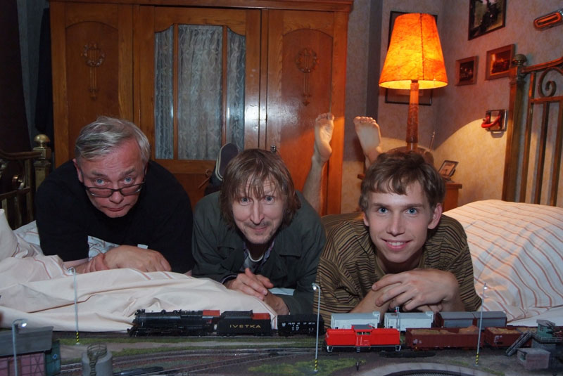 Ondrej Psenicka on set of Poste Restante with director Karel Smyczek and actor Vladimir Javorsky