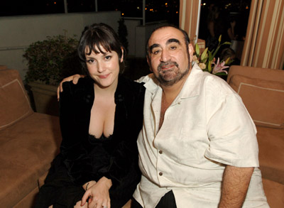 Melanie Lynskey and Ken Davitian