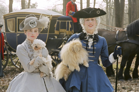 Still of Shirley Henderson and Molly Shannon in Marie Antoinette (2006)