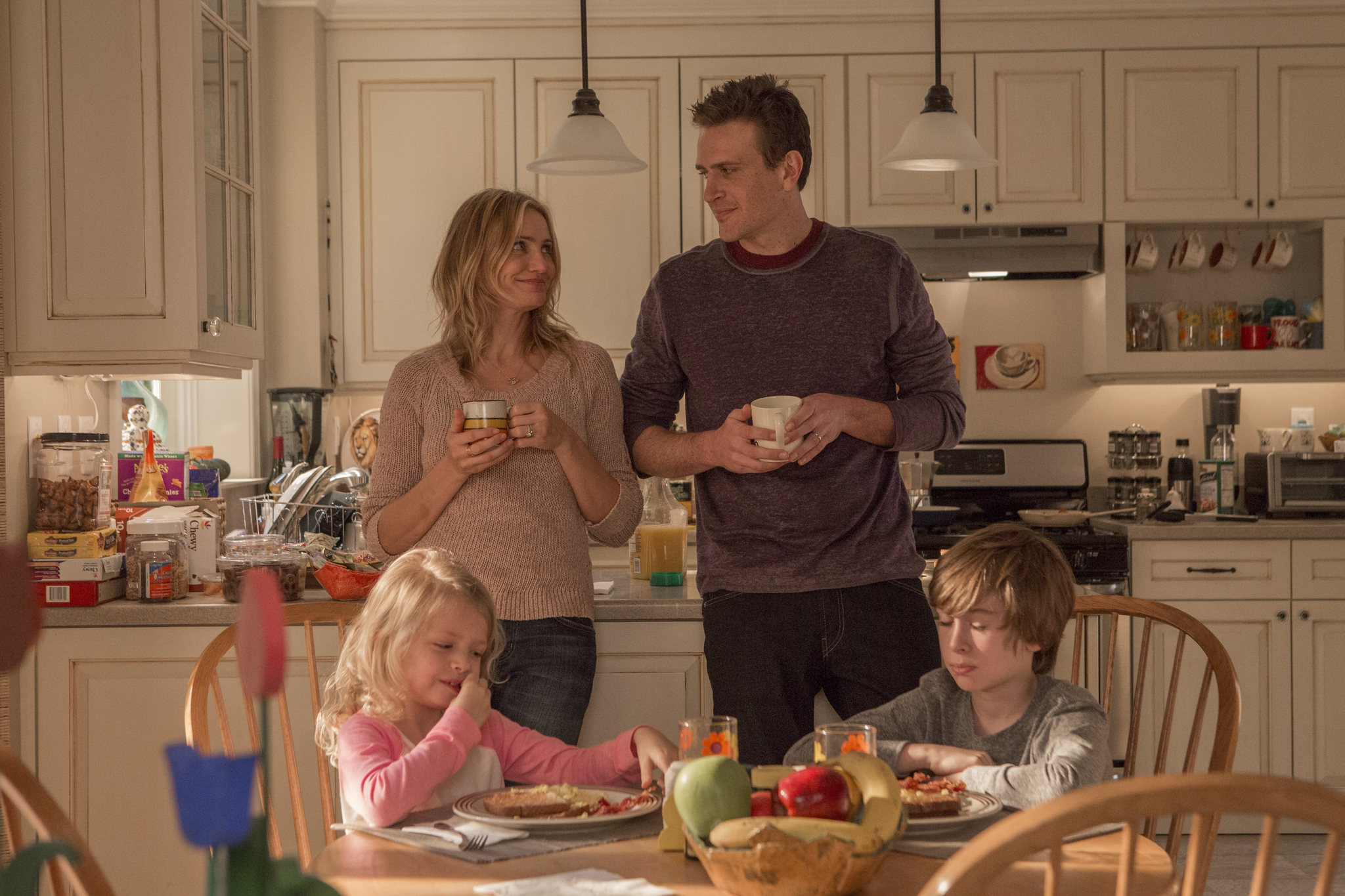 Still of Cameron Diaz, Jason Segel, Sebastian Hedges Thomas and Giselle Eisenberg in Sex Tape (2014)